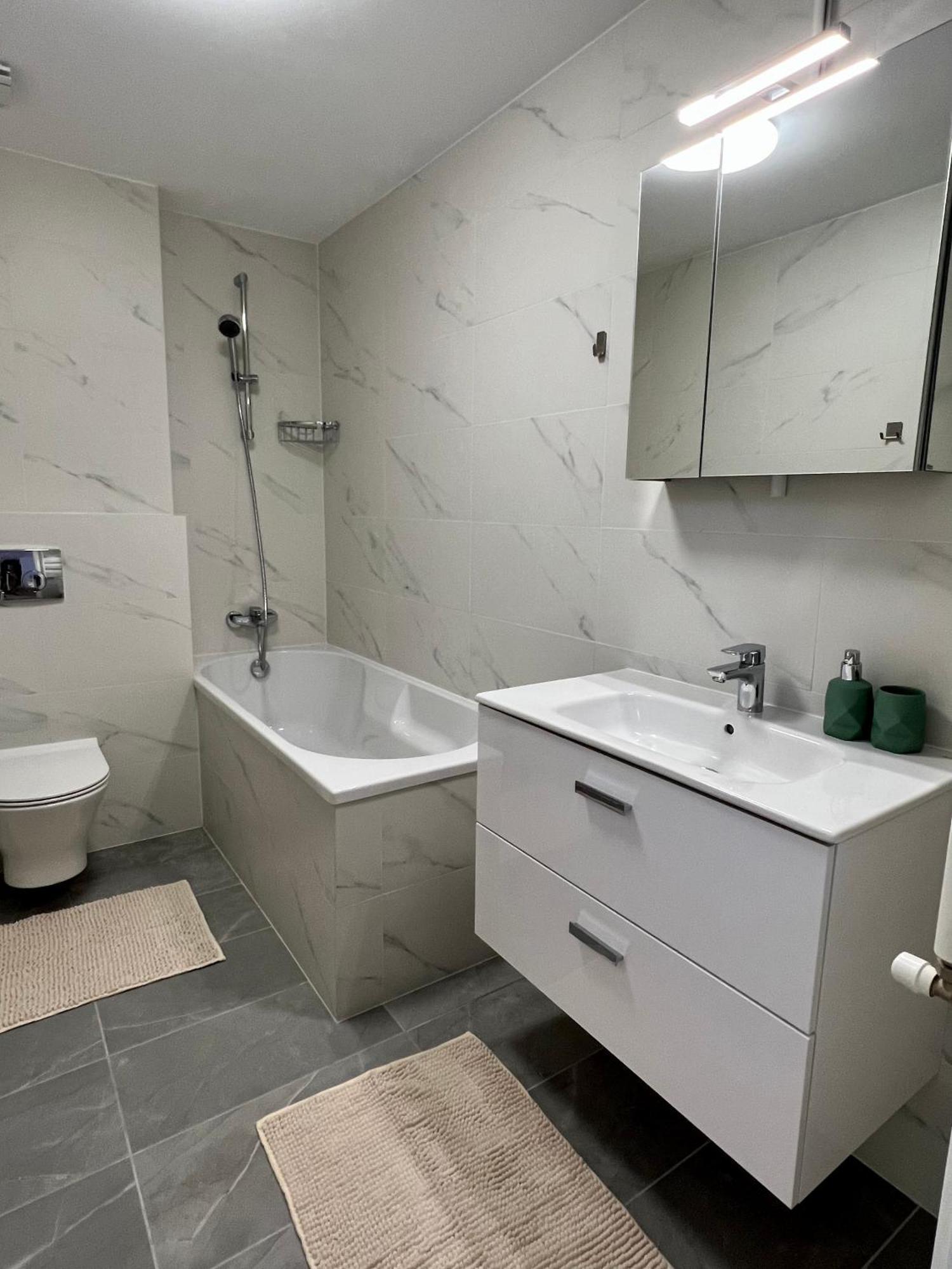 C-Entral Apartments Bucharest With Private Parking Εξωτερικό φωτογραφία